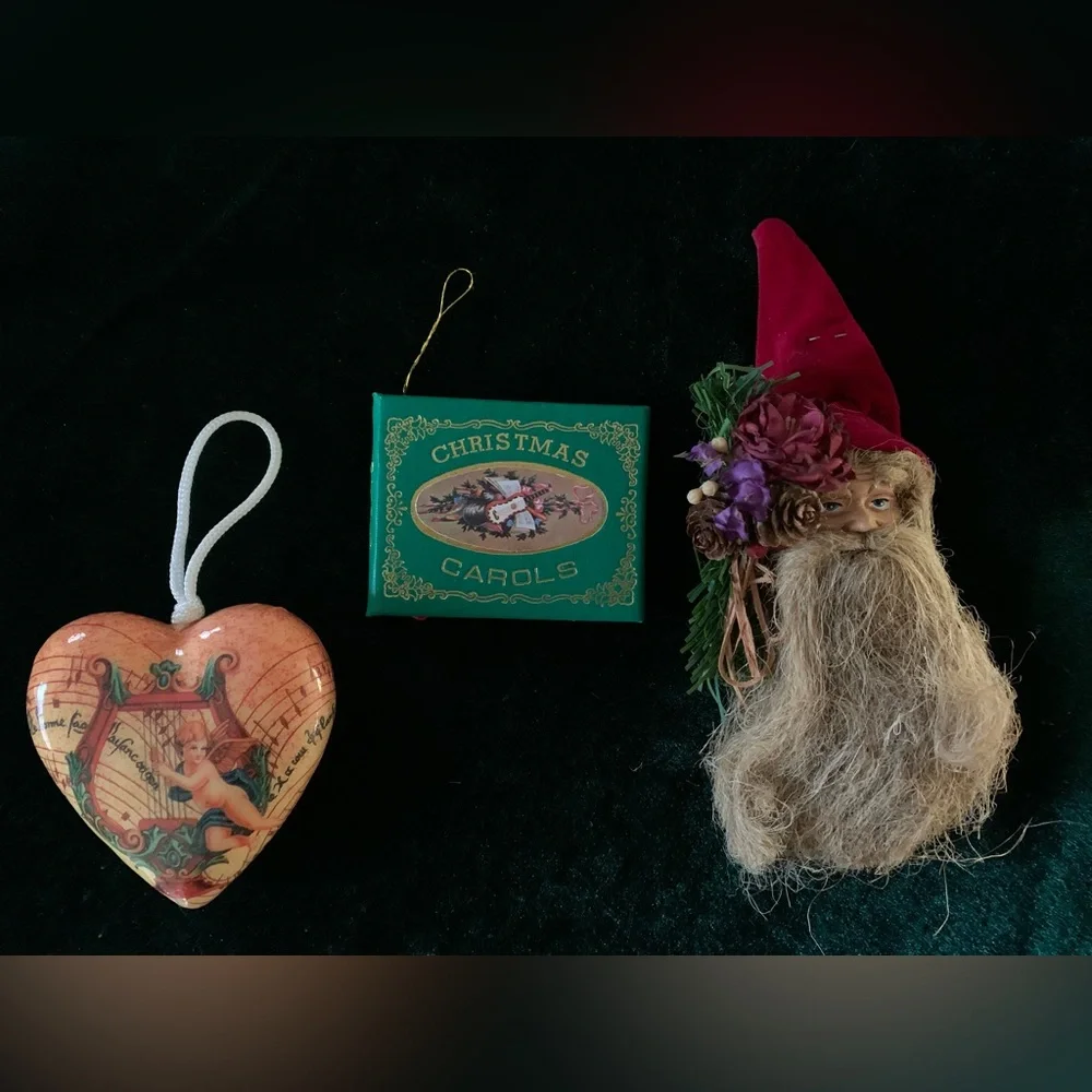 Vintage Christmas Carols Mini Book, Father Christmas/St Nick and Heart Ornament